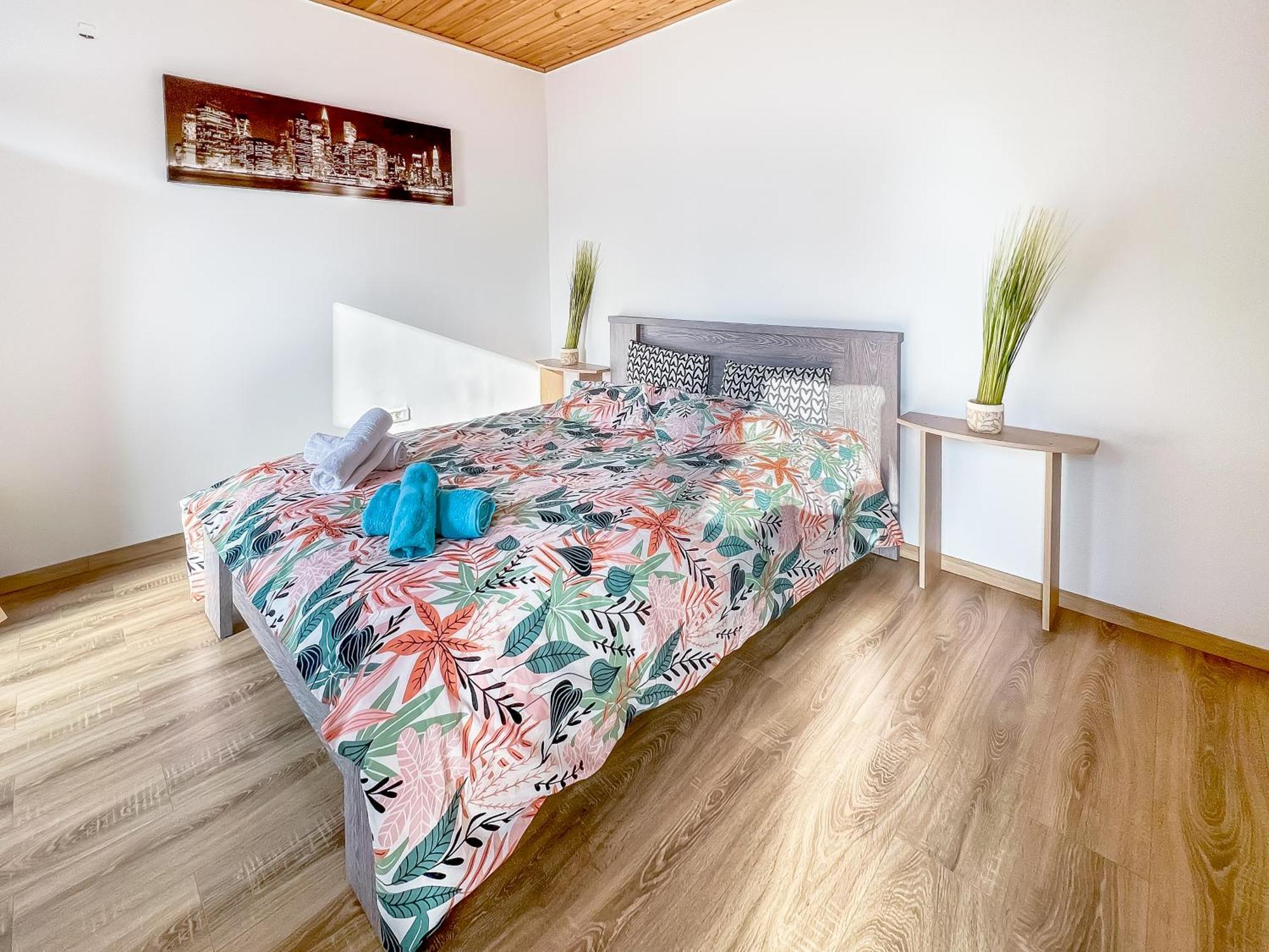 Apartment L'eden Carolo - Netflix, Wi-fi, 10min Aeroport, Parking Gratuit